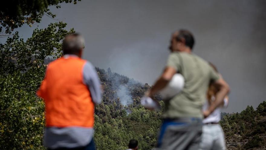 En video | Evolución del incendio del embalse de la Peña