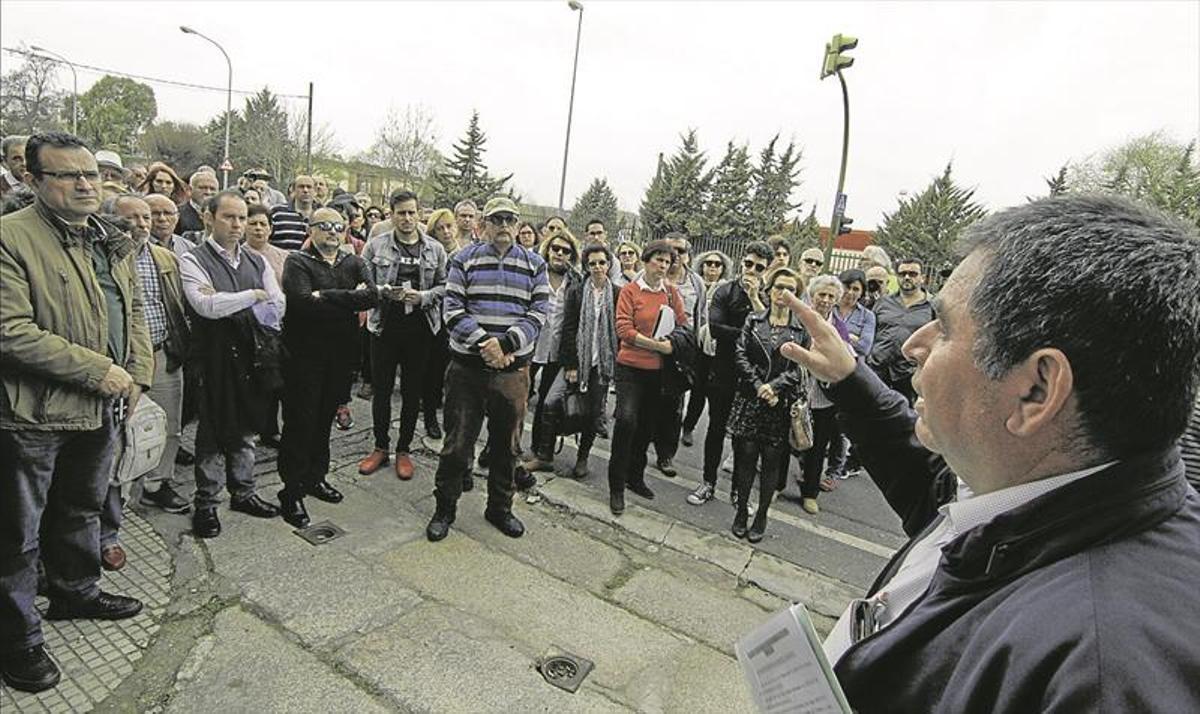 Familiares de los represaliados piden un uso social para la antigua cárcel de Cáceres