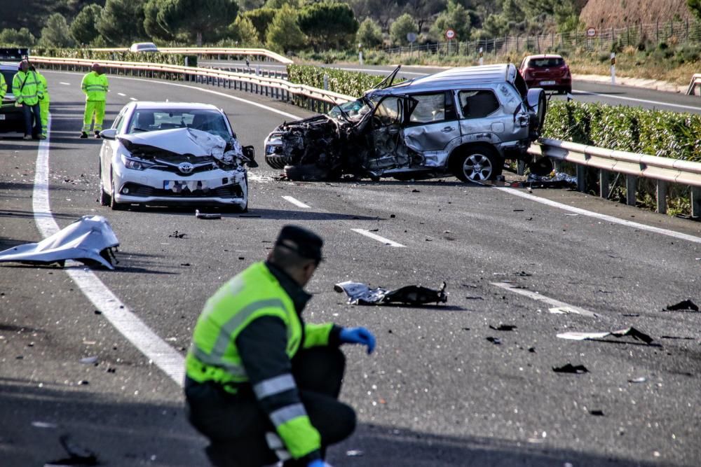 Un conductor en dirección contraria causa un accidente con dos muertos en la A-7 en Tibi