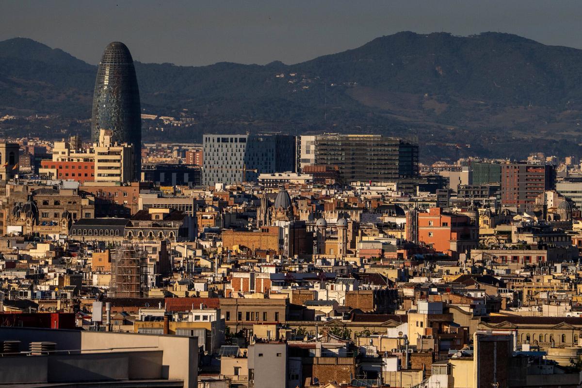 Vista d’habitatges de Barcelona des de Montjuïc