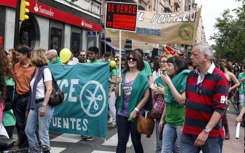 Fotogalería de la protesta en Zaragoza contra la 'ley Wert' y los recortes