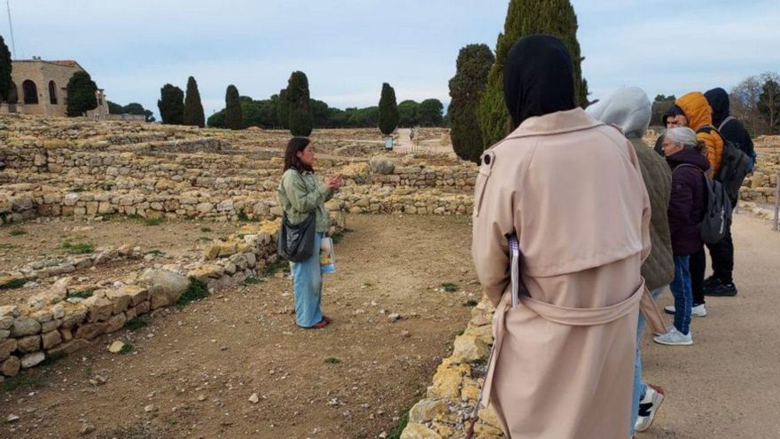 L’alumnat de l’INS Ramon Muntaner ha impulsat un escape room per a joves, a Empúries.