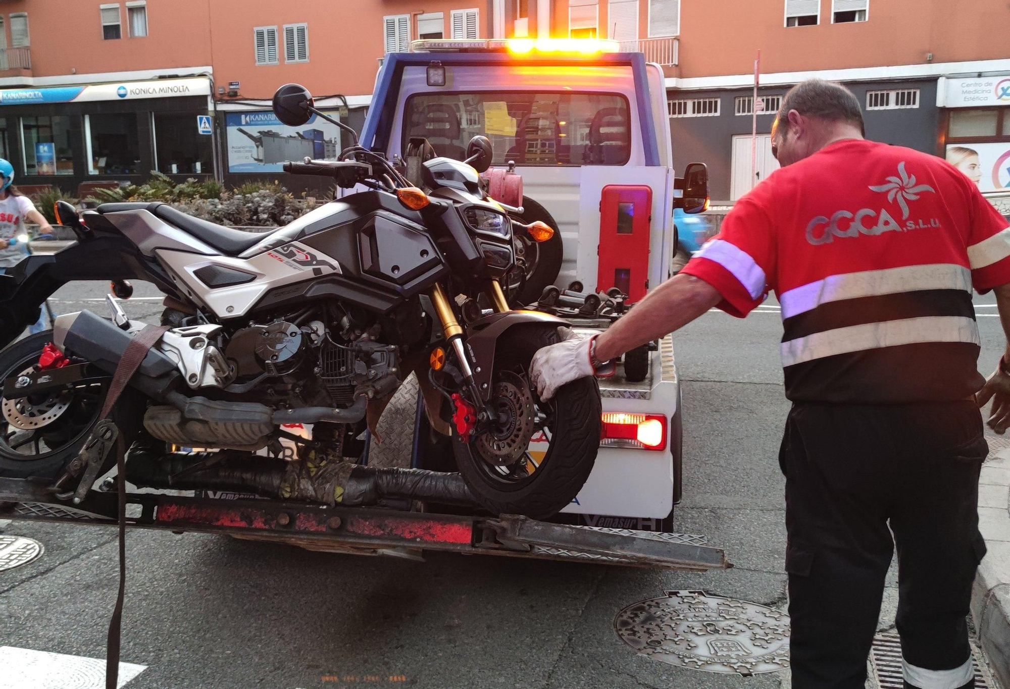 Así quedó la moto que realizó conducción temeraria en Guanarteme