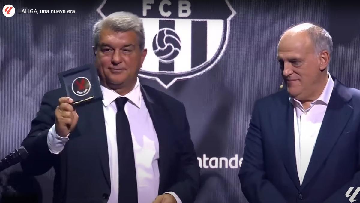 03/07/2023 Joan Laporta y Javier Tebas en la gala de De LaLiga Santander a LALIGA EA SPORTS foto: captura de video de La Liga