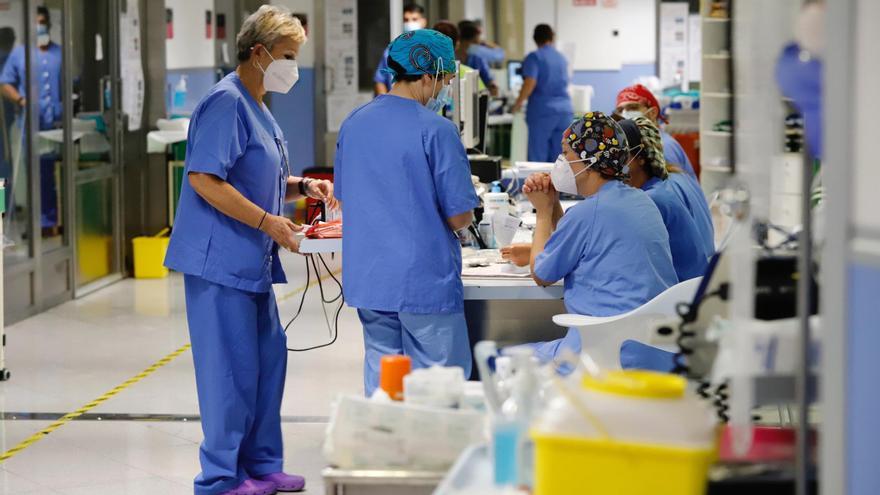 Salud recuerda la importancia de la mascarilla en los centros sanitarios