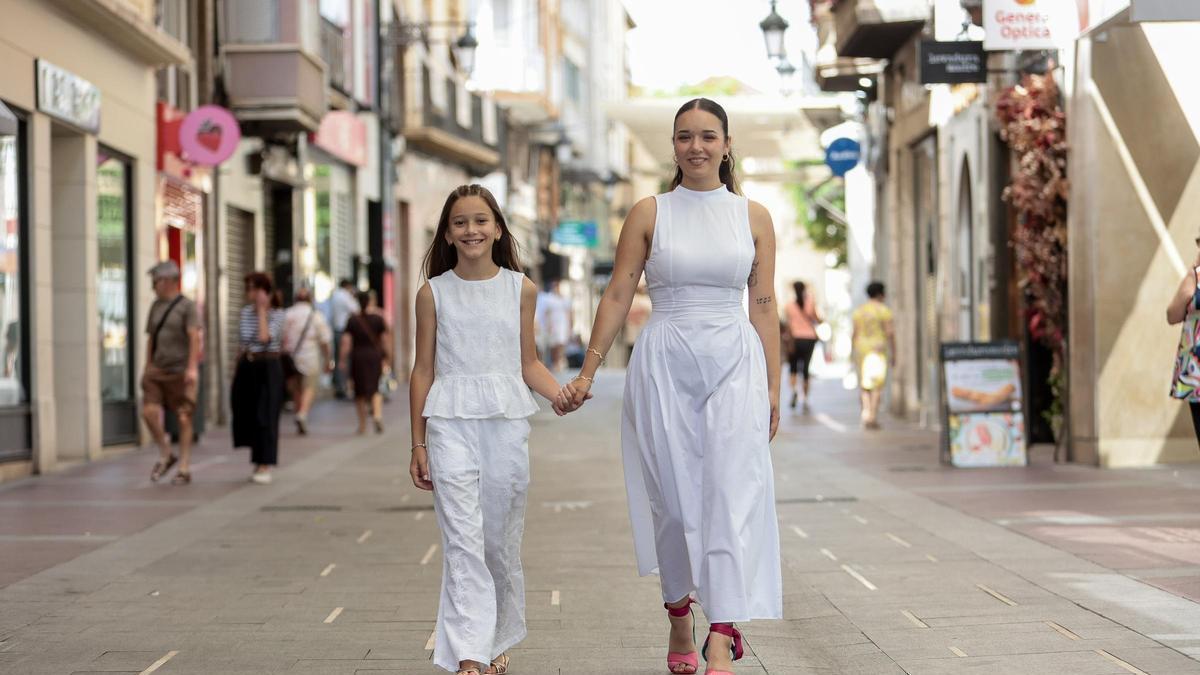 Aroa Durá y Laura Rodrigo, Reina Infantil y Reina Mayor de las Fiestas de Elche