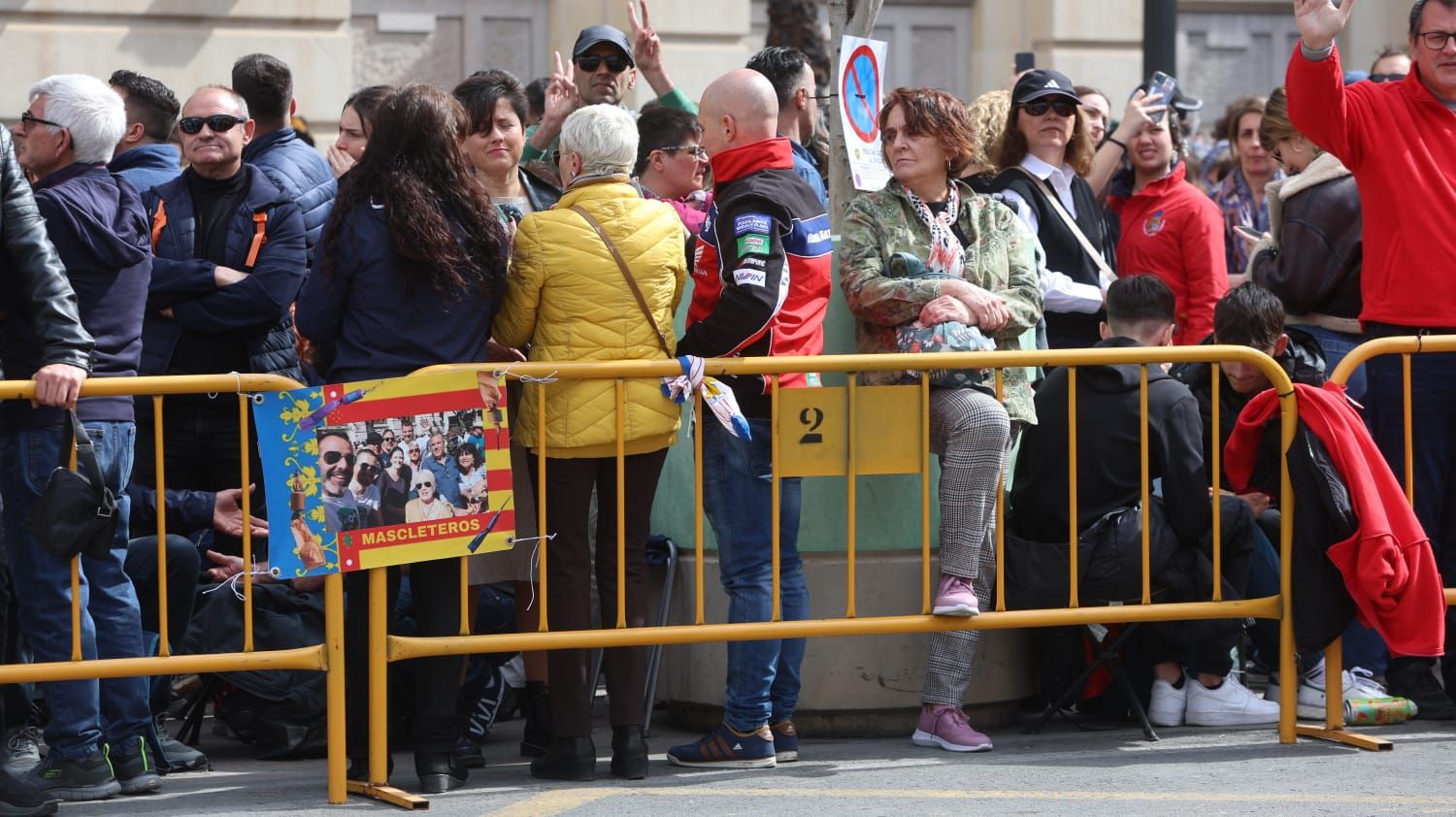 Búscate en la mascletà del 2 de marzo