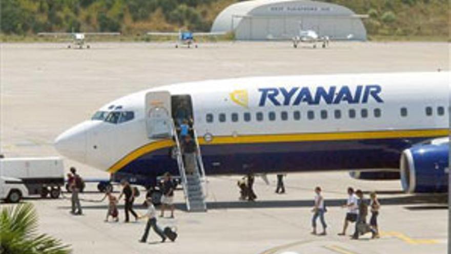 Ryanair tendrá dos nuevas rutas entre Reino Unido y España