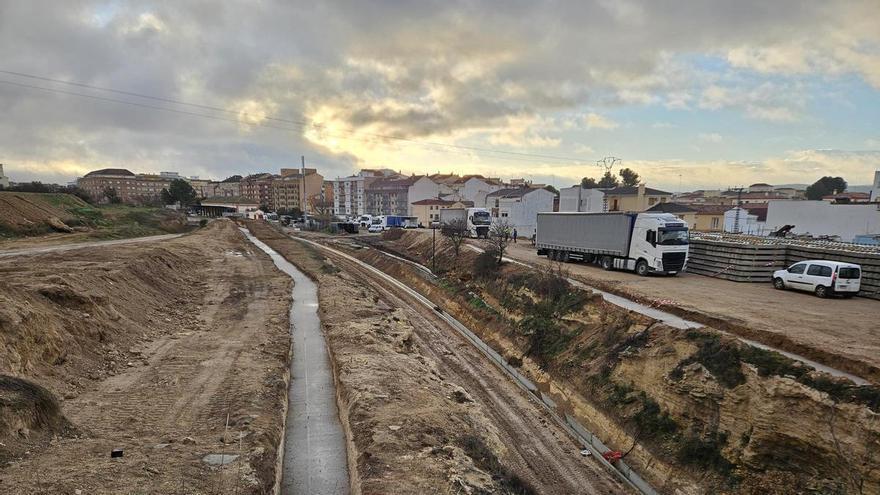 Obras de remodelación de la línea C3 a su paso por Requena