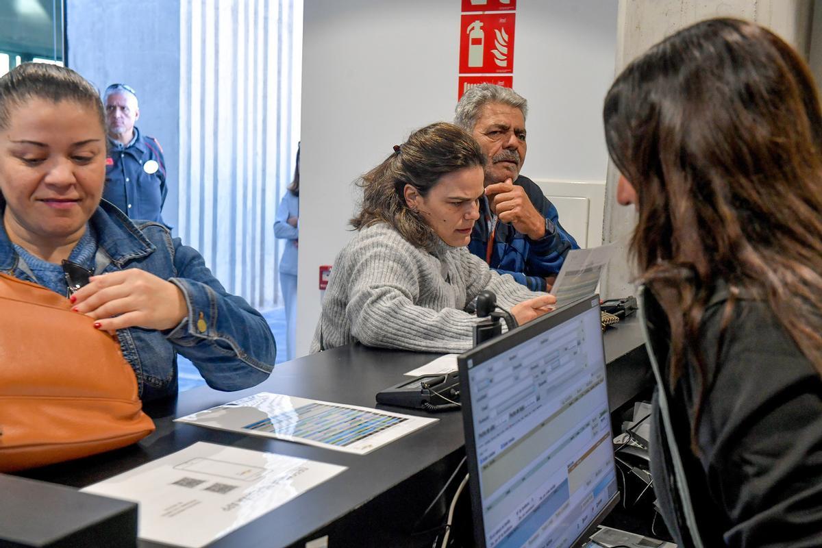 Inicio de la inscripciones en el complejo deportivo de La Barranquera