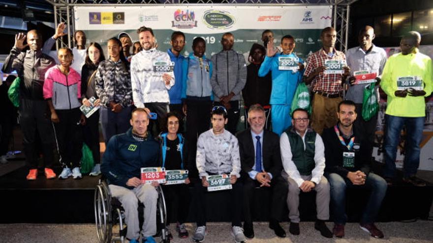 Imagen de la presentación oficial de los atletas de élite del Cajasiete Gran Canaria Maratón.