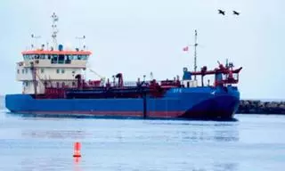 Los temporales obligan al Puerto de Avilés a dragar pese a las exigencias medioambientales