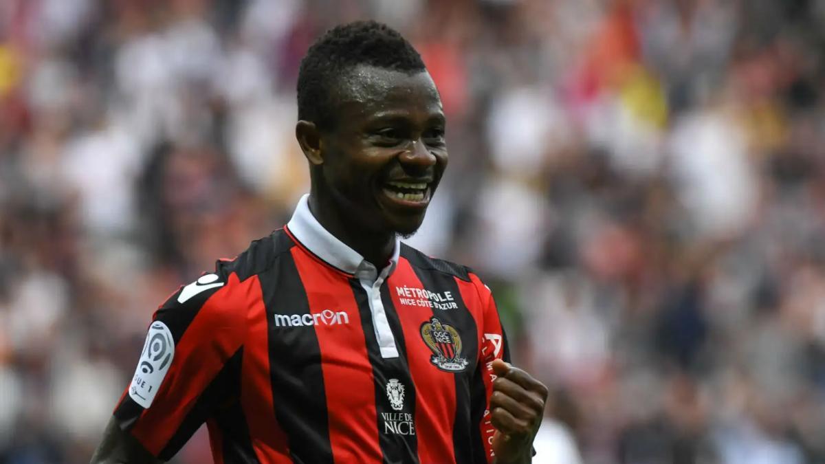 Seri, durante un partido con el Niza