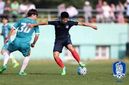 Kangin Lee irrumpe como icono en el fútbol asiático