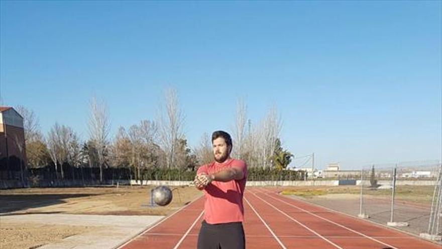 Javier Cienfuegos ‘se pasa’ al fútbol