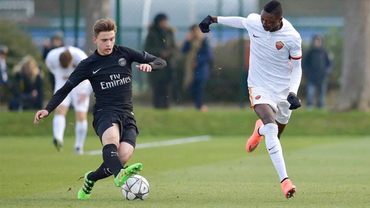 Imágen entre el partido del PSG y la Roma.