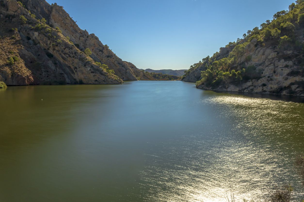 El pantano se puede visitar.