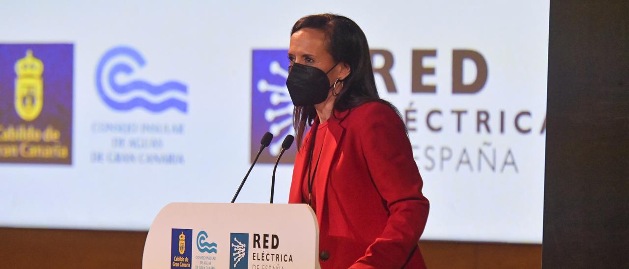 Beatriz Corredor, presidenta de Red Eléctrica, durante su intervención en el acto de inicio de las obras del Salto de Chira.