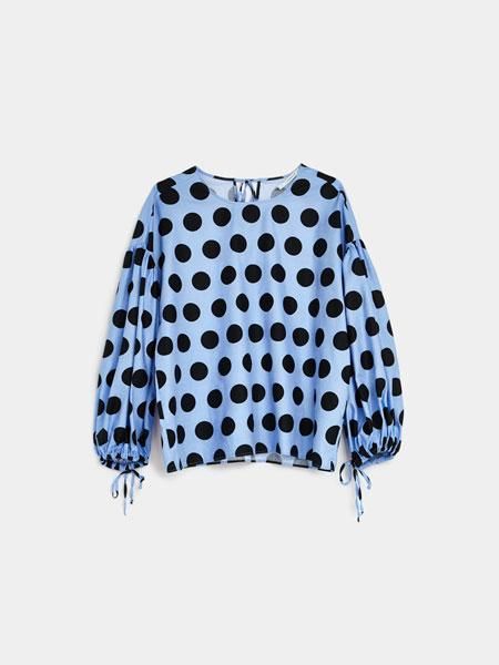 Rebajas de invierno 2018: Uterqüe, blusa de lunares