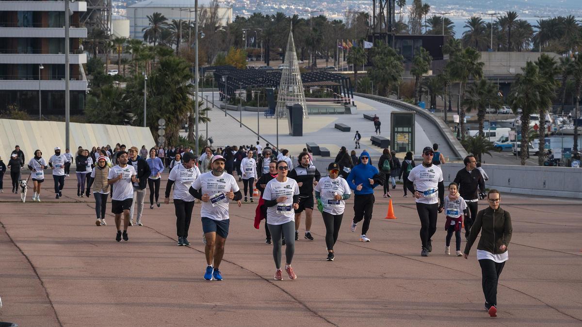 Barcelona corre contra el cáncer en el Fòrum
