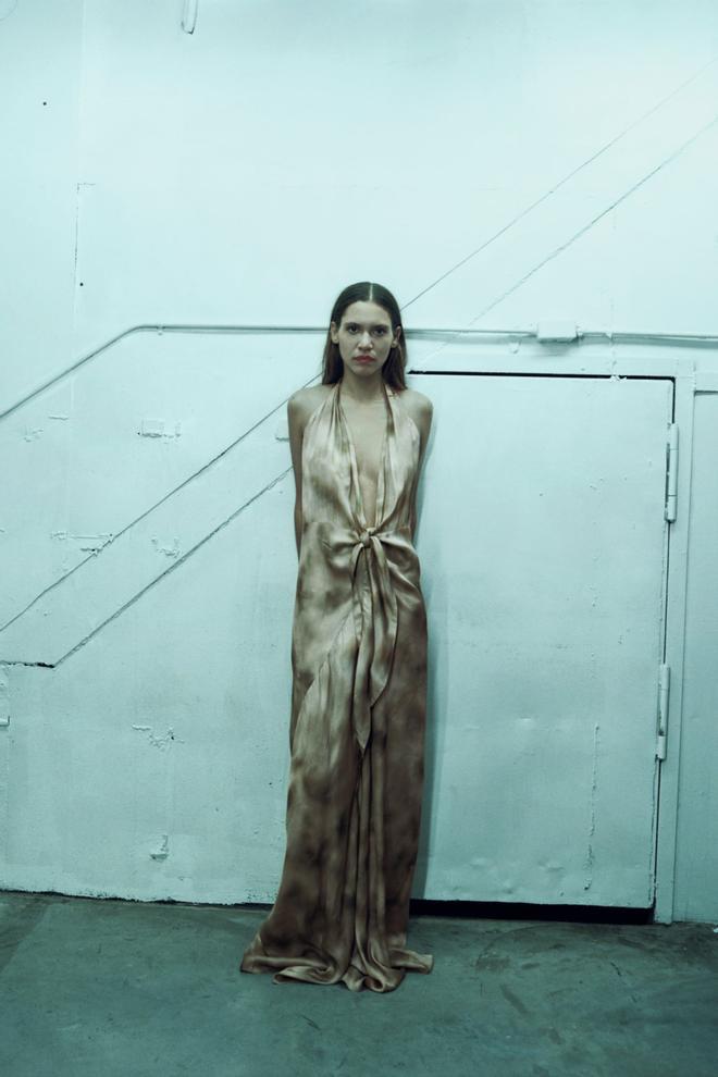 Vestido estampado multiposición limited edition de Zara