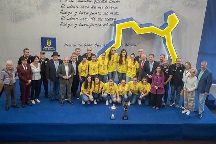 El Rocasa visita el Cabildo de Gran Canaria con sus copas