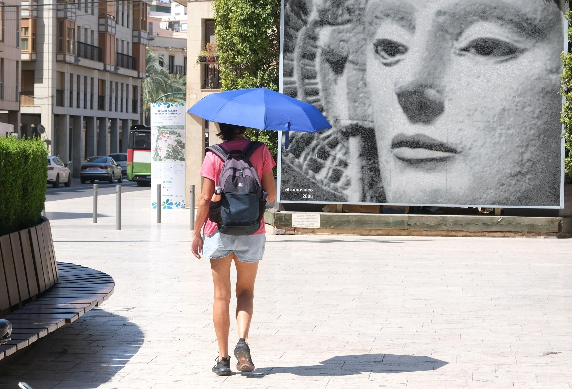 Mil maneras de protegerse del sol cuando el calor "aprieta" en la provincia de Alicante