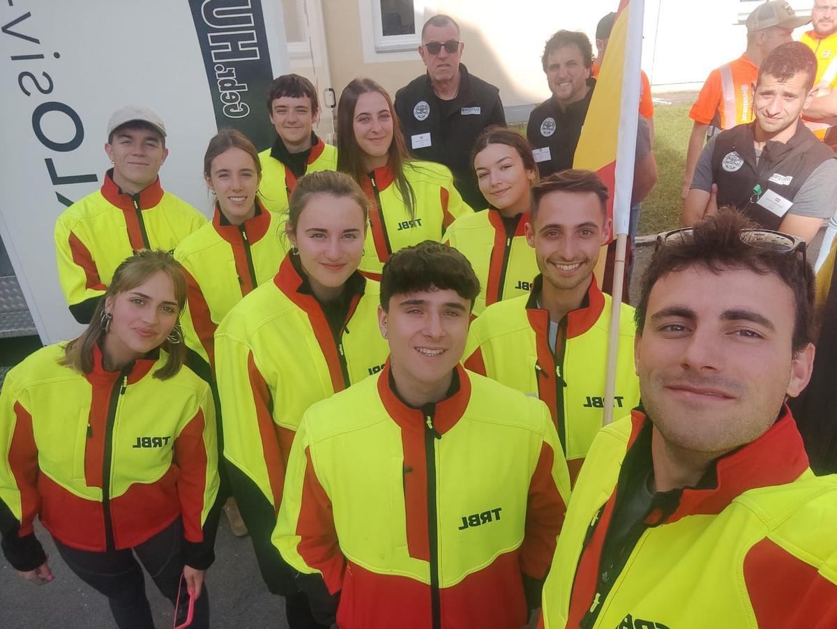 Els deu integrants de la selecció espanyola, cinc dels quals estudien al centre d'Olius