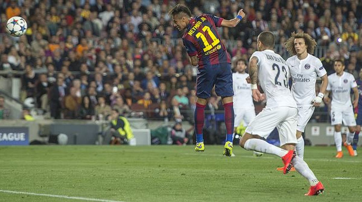 Neymar remata de cap per marcar el seu segon gol davant el PSG al Camp Nou, en la tornada dels quarts de la Champions. Neymar remata de cap per marcar el seu segon gol davant el PSG al Camp Nou, en la tornada dels quarts de la Champions.