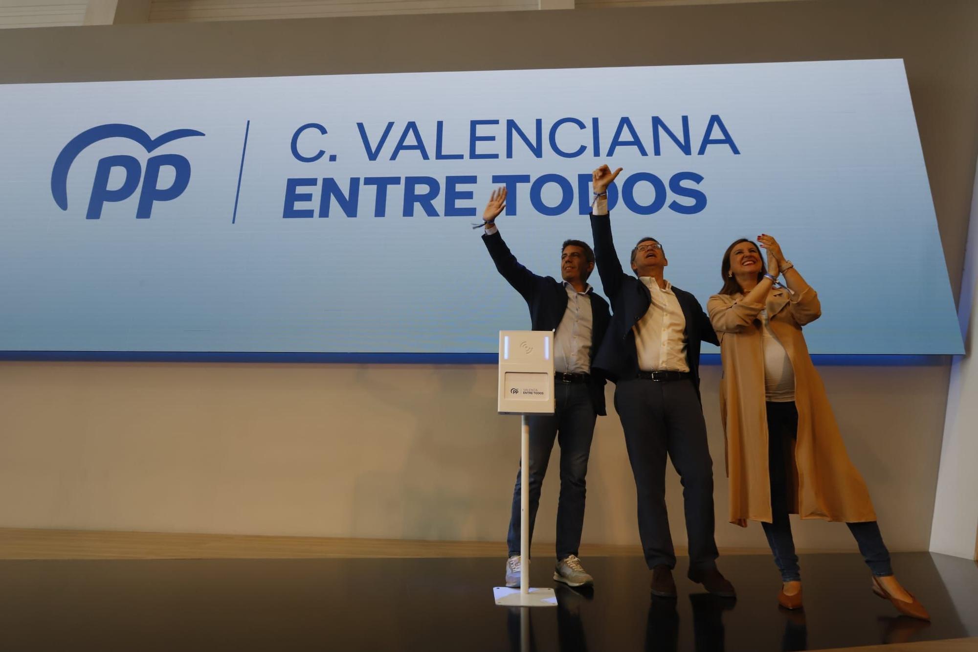 Núñez Feijóo, Mazón y Catalá en el acto del PP en la Marina de València