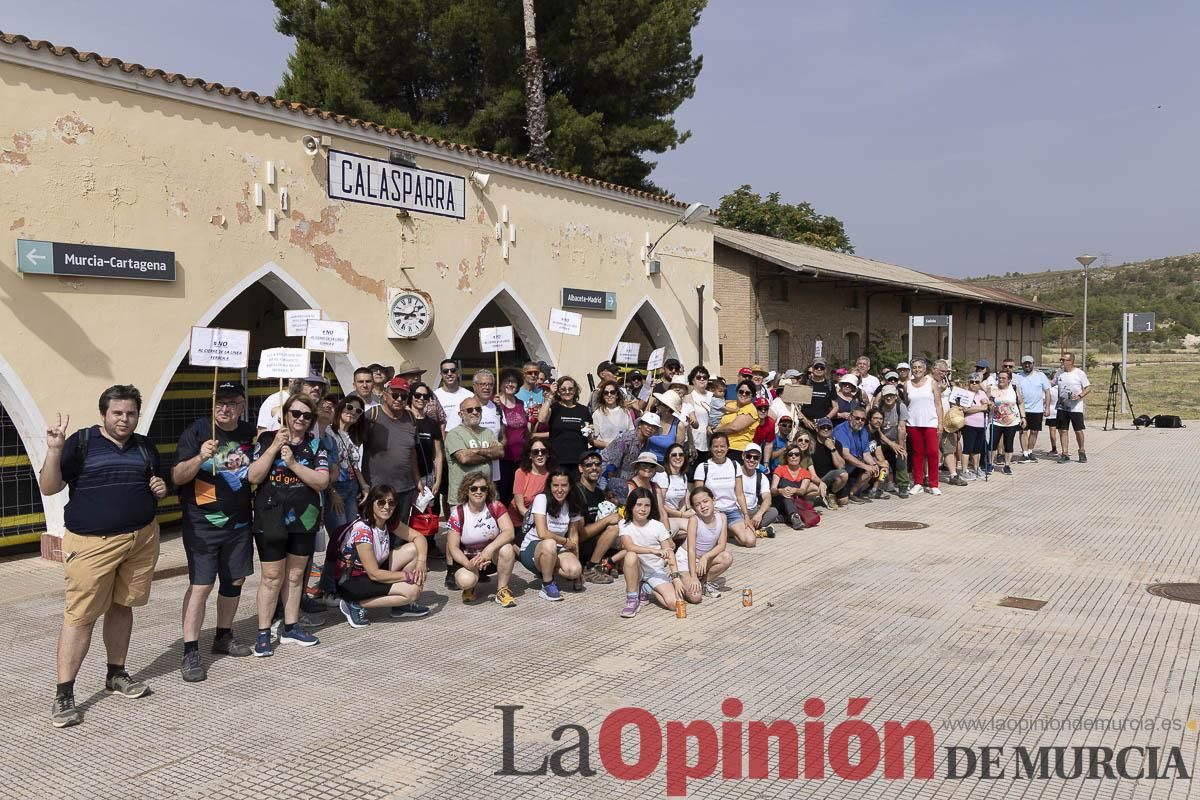 Así ha sido la marcha convocada por la Asociación Plaza Nueva en defensa de la Estación de tren de Calasparra