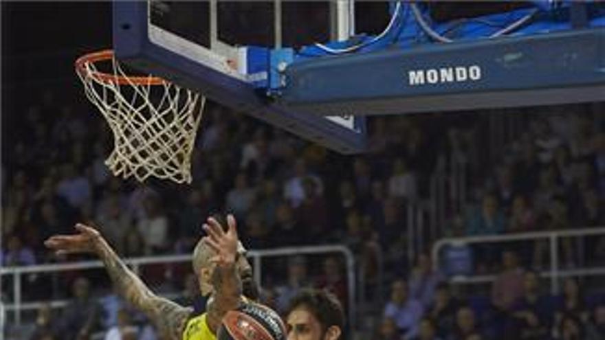 Rice no basta para derribar a un férreo Fenerbahce (72-73)