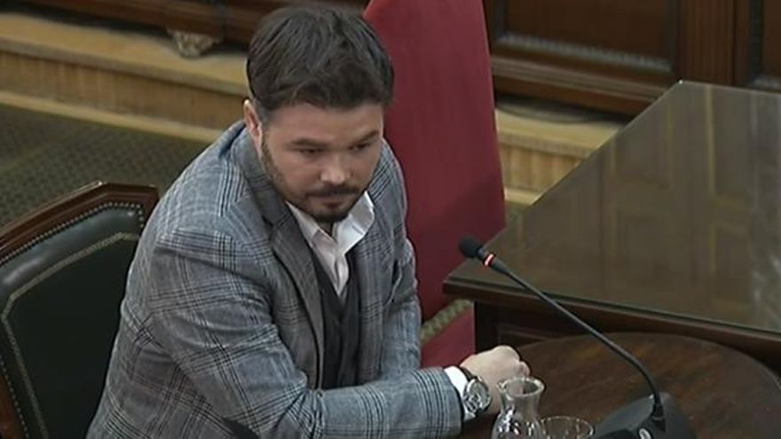 Rufián: &quot;Me parece una vergüenza que se persone en el juicio una formación xenófoba y racista&quot;