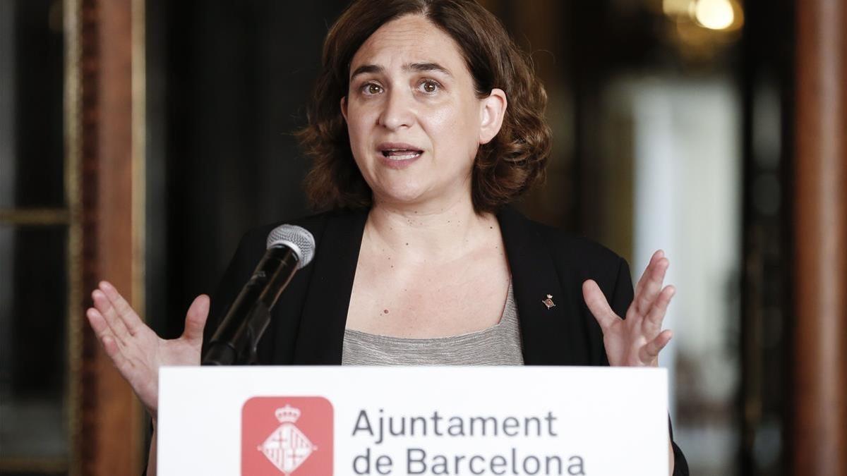 Ada Colau, en su rueda de prensa para llamar a la participación en la manifestación de este sábado.