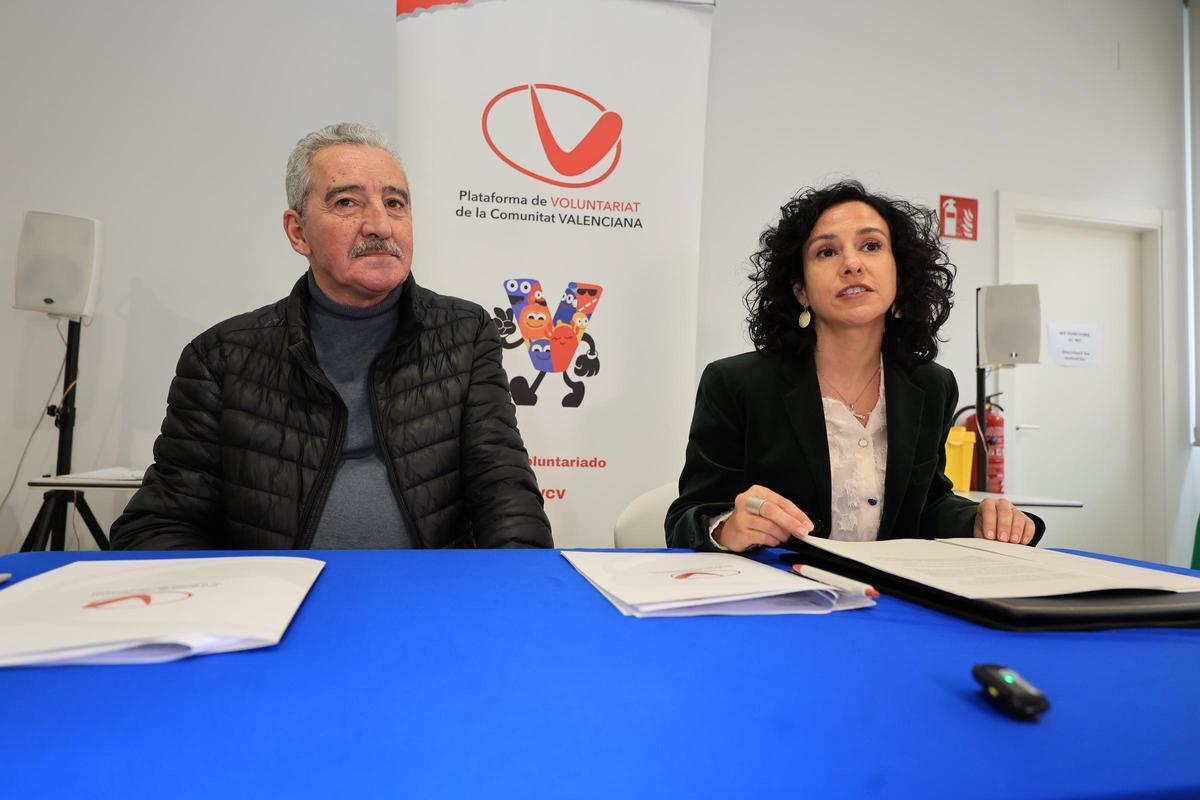 Primer acto de la nueva consellera Albalat en Castelló en el Día del Voluntariado