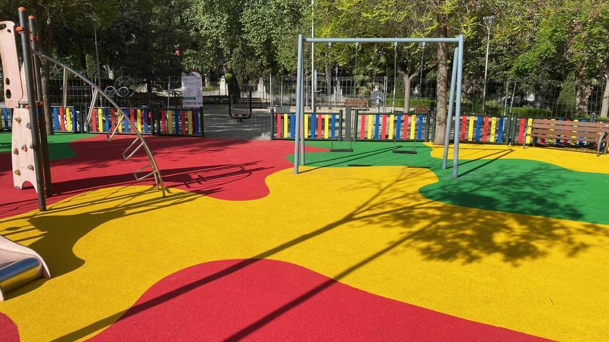 Xàtiva remodela tres parques infantiles