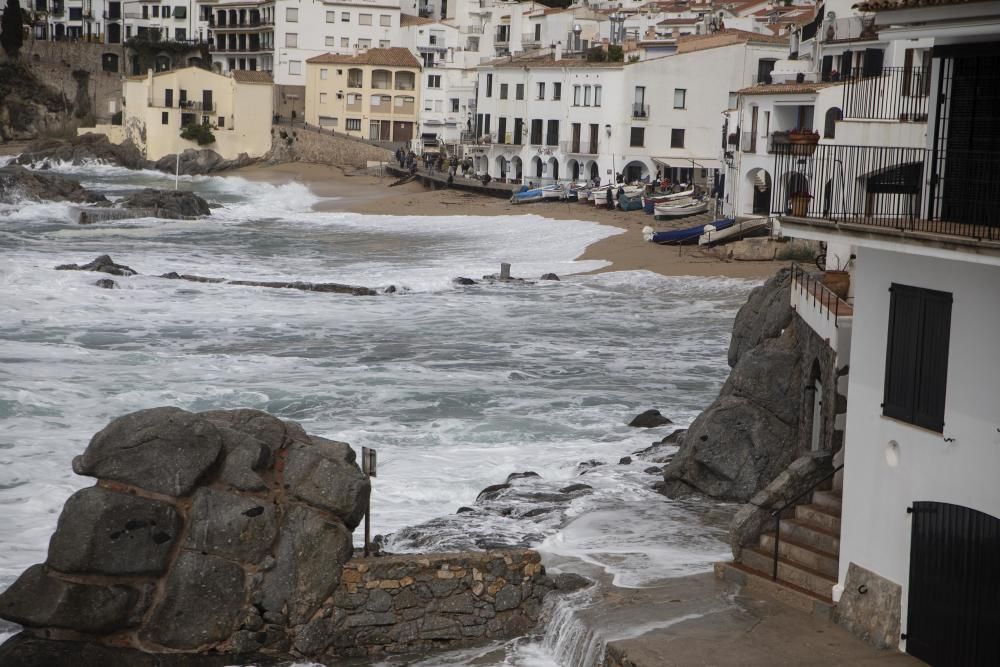 Fort onatge al litoral gironí