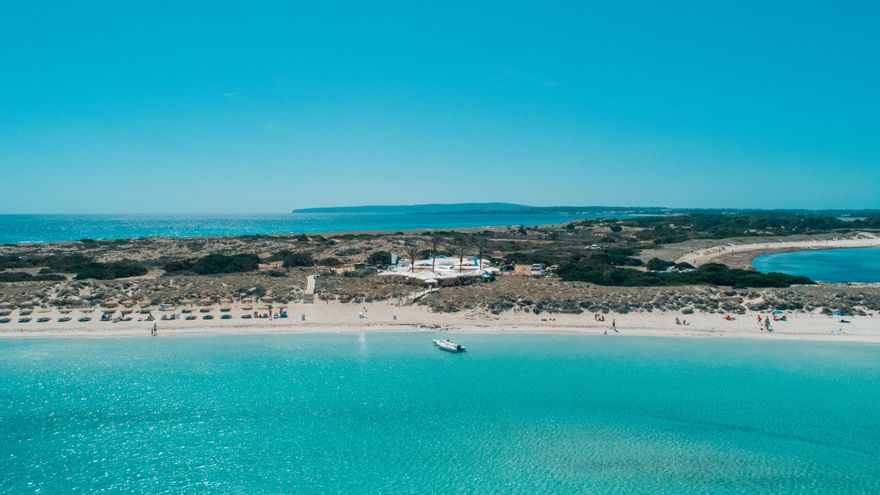 Restaurante Juan y Andrea: música y buen ambiente en Formentera.