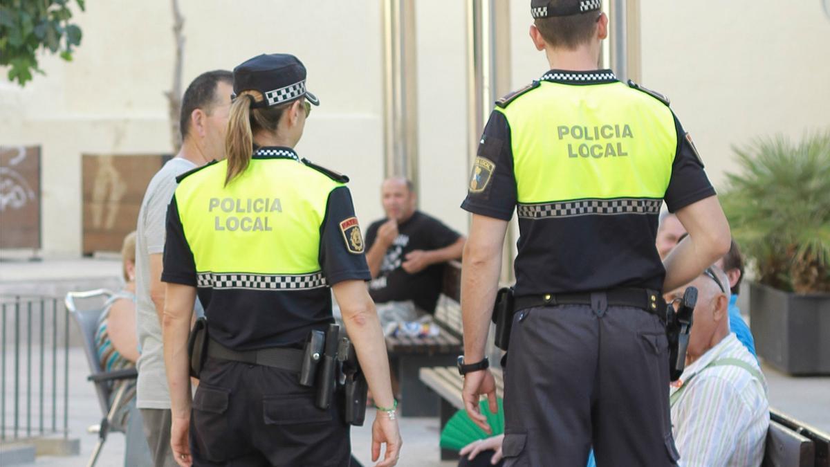 Agentes de la POlicía Local de Ontinyent.