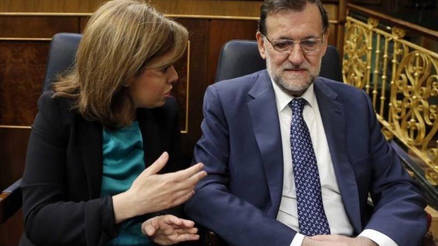 Santamaría pide al PSOE que admita que empieza la recuperación económica