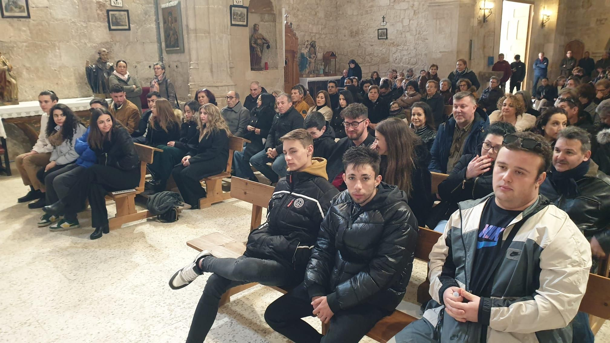 GALERÍA | Fiesta de las Candelas y coplas al gallo en Venialbo