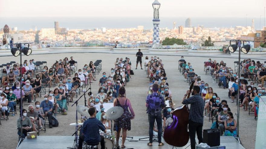 Concierto en Barcelona, en formato reducido.