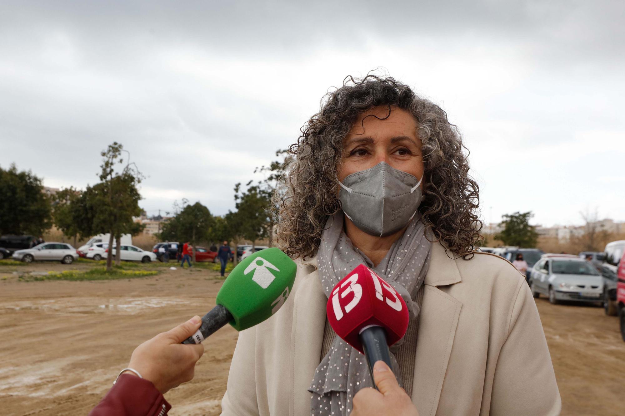 La manifestación motorizada de las patronales de Ibiza congrega a 120 vehículos