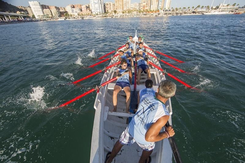 Regata de Jábegas en el Muelle Uno