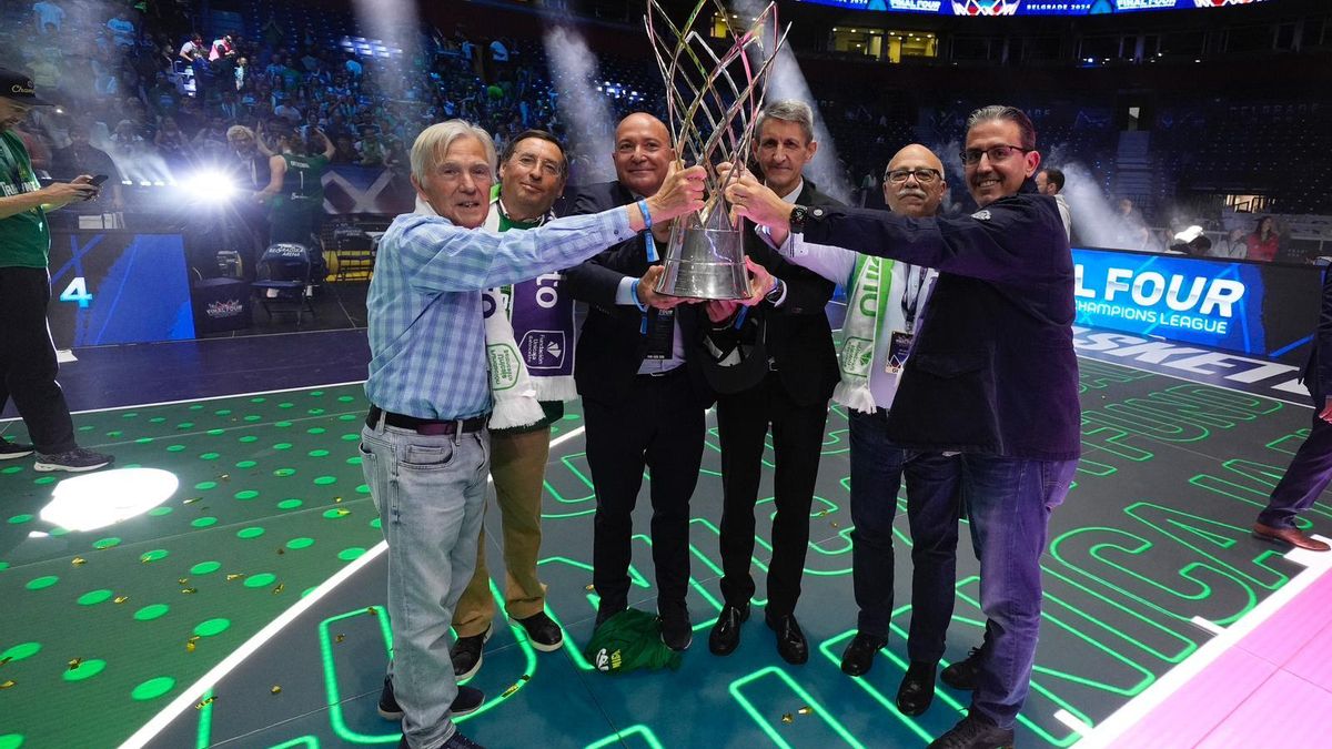 Rafael Fernández, Angel Fernández Noriega, Antonio Jesús López Nieto, José Manuel Domínguez, Eduardo García y Sergio Corral.