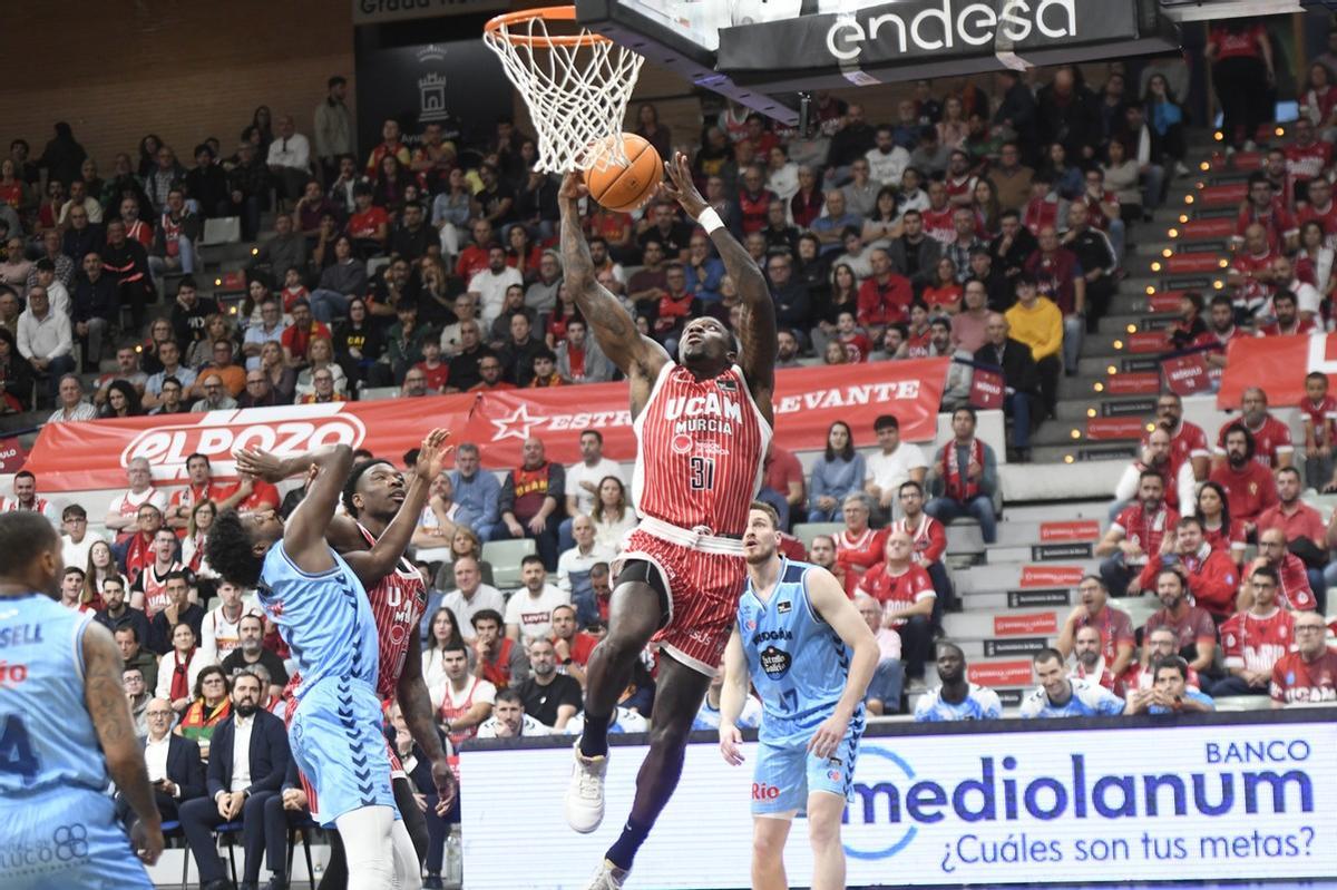 Todas las imágenes de la derrota del UCAM Murcia fente al Río Breogán