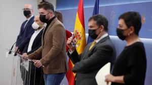 Els socis del Govern critiquen la improvisació davant la sisena onada i la tardança de la Conferència de Presidents