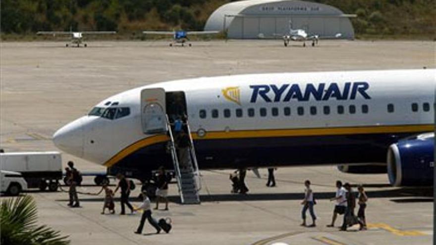 El plan de expansión de la aerolínea de bajo coste Ryanair incluye Badajoz