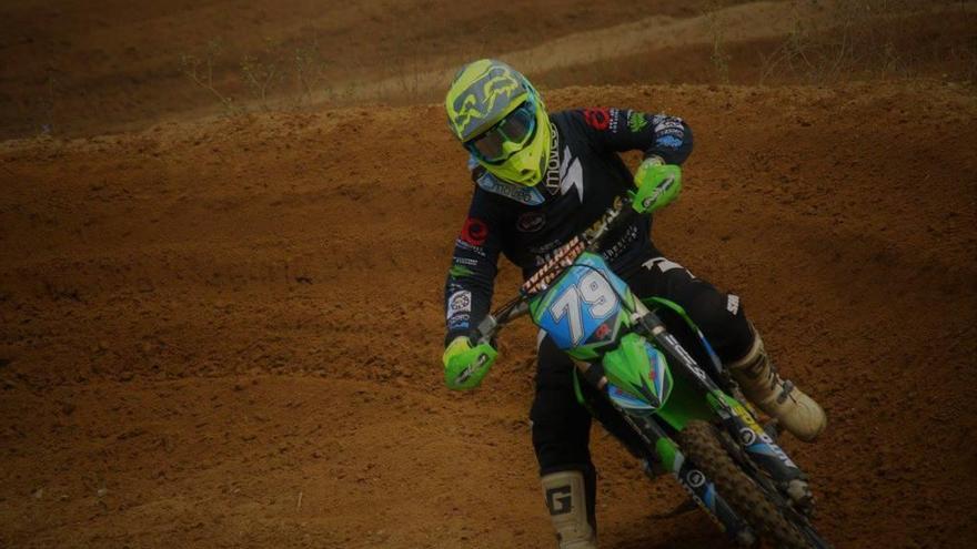 María Iglesias, durante una prueba de motocross de esta temporada. // Andrea Fontán