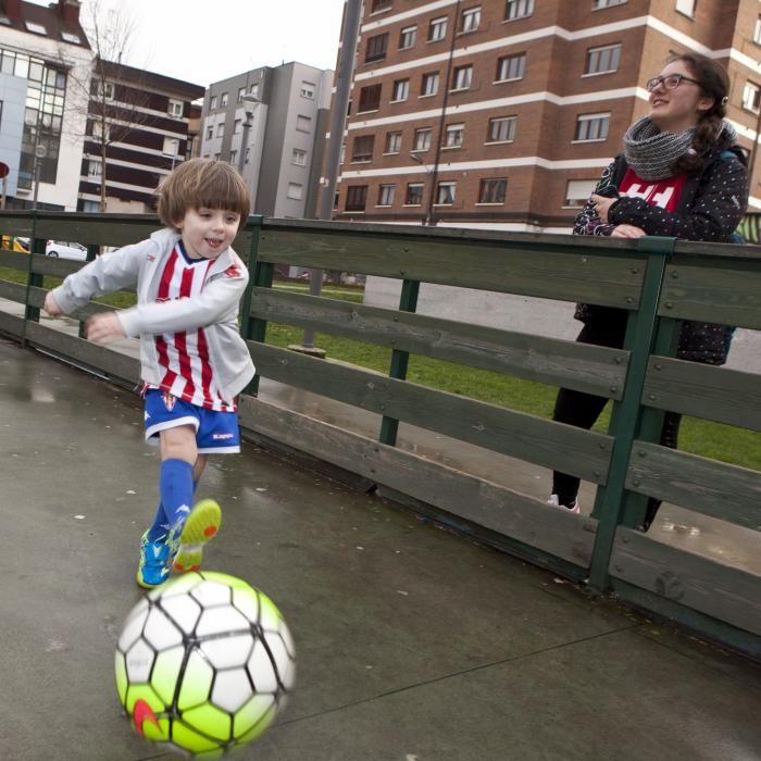 Alex Devesa Alvarado, el niño de 3 años que sabe toda la alineación del Sporting